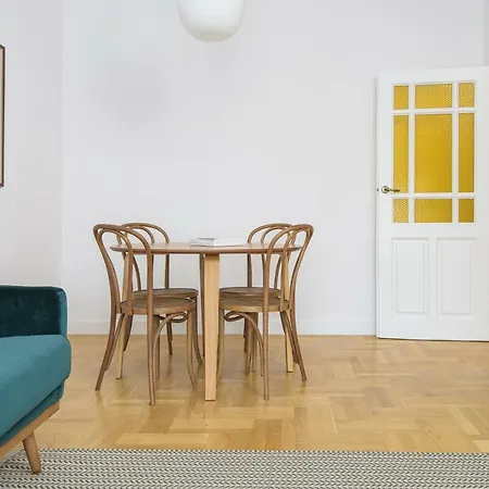 Novis Przy Rotundzie Apartment Warsaw